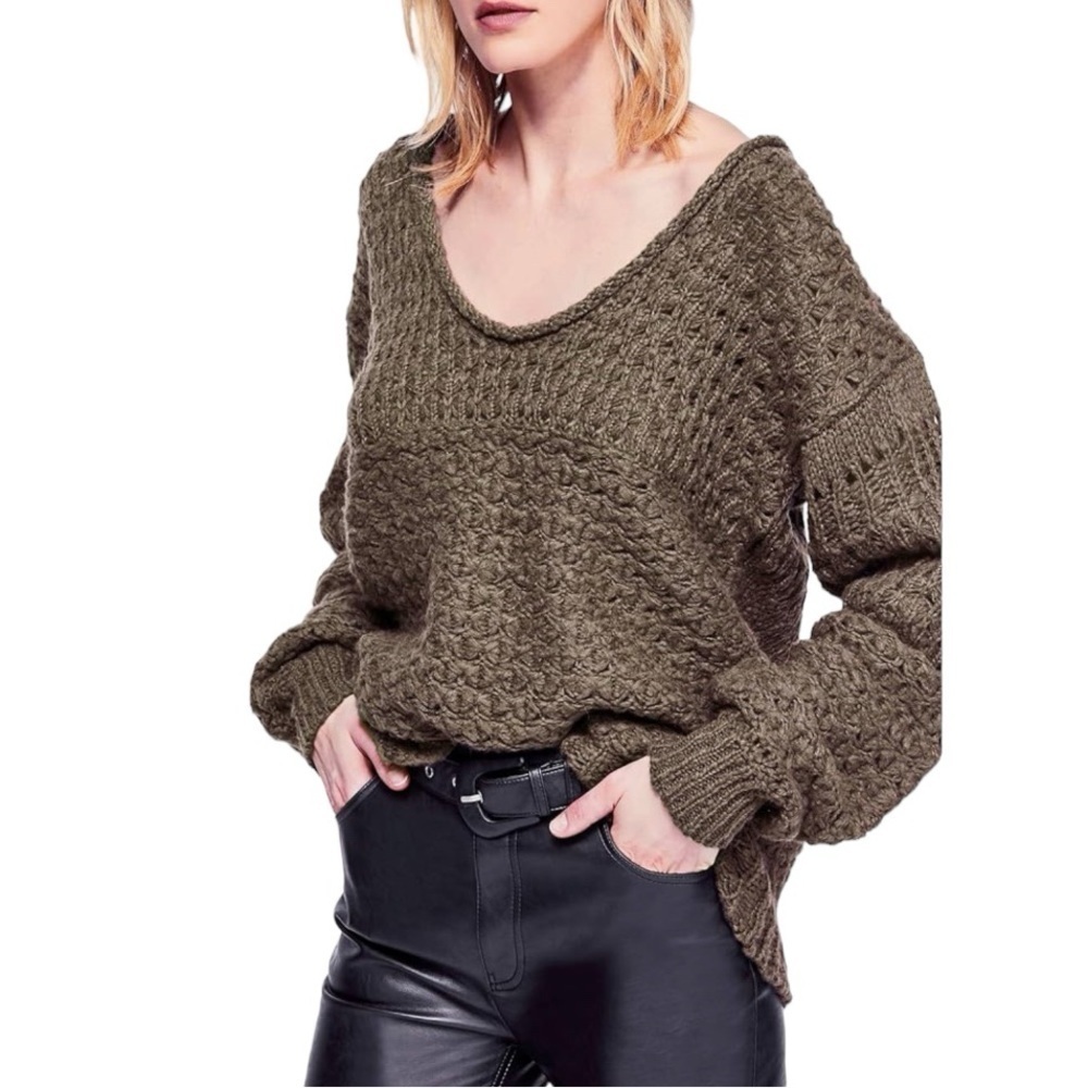 Free People Crashing waves Cocoa cozy pullover cable knit v-neck unique sweater